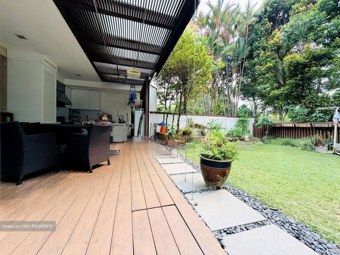 West Coast Road (D5), Terrace #630215781